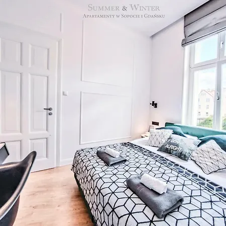 公寓 Summerwinter - 2 Luxury Wonder & Heaven Apartaments, 100m M Cassino - 2 Or 3 Bedrooms & Sofa, Parking *