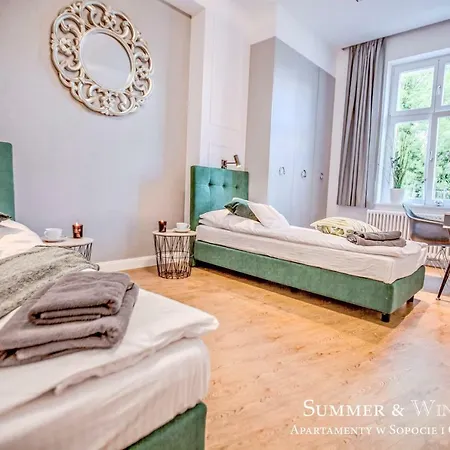 Summerwinter - 2 Luxury Wonder & Heaven Apartaments, 100m M Cassino - 2 Or 3 Bedrooms & Sofa, Parking