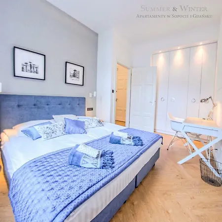 Daire Summerwinter - 2 Luxury Wonder & Heaven Apartaments, 100m M Cassino - 2 Or 3 Bedrooms & Sofa, Parking