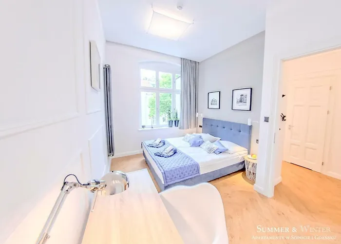 Family Luxury Wonder Heaven Apartment, 50m M Cassino Street, First - 3 Bedrooms&studio, Second - 2 Bedrooms&studio, Private Parking W Cenie, Summerwinter Brand * Sopot