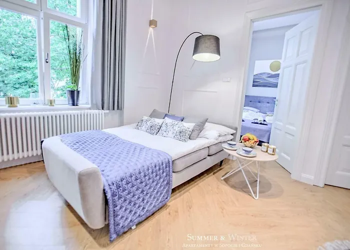 Family Luxury Wonder Heaven Apartment, 50m M Cassino Street, First - 3 Bedrooms&studio, Second - 2 Bedrooms&studio, Private Parking W Cenie, Summerwinter Brand Apartamento *