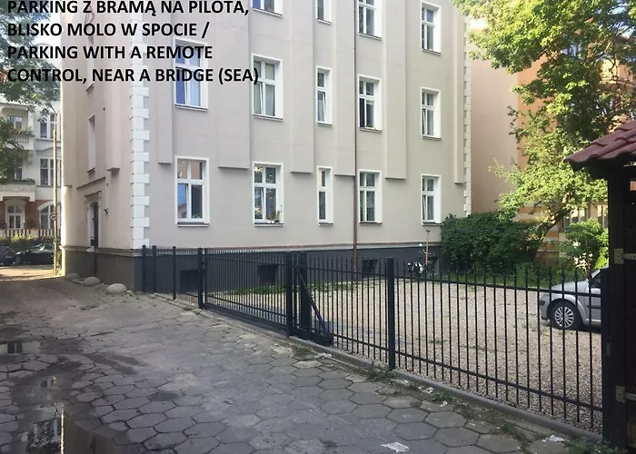 Family Luxury Wonder Heaven Apartment, 50m M Cassino Street, First - 3 Bedrooms&studio, Second - 2 Bedrooms&studio, Private Parking W Cenie, Summerwinter Brand Sopot